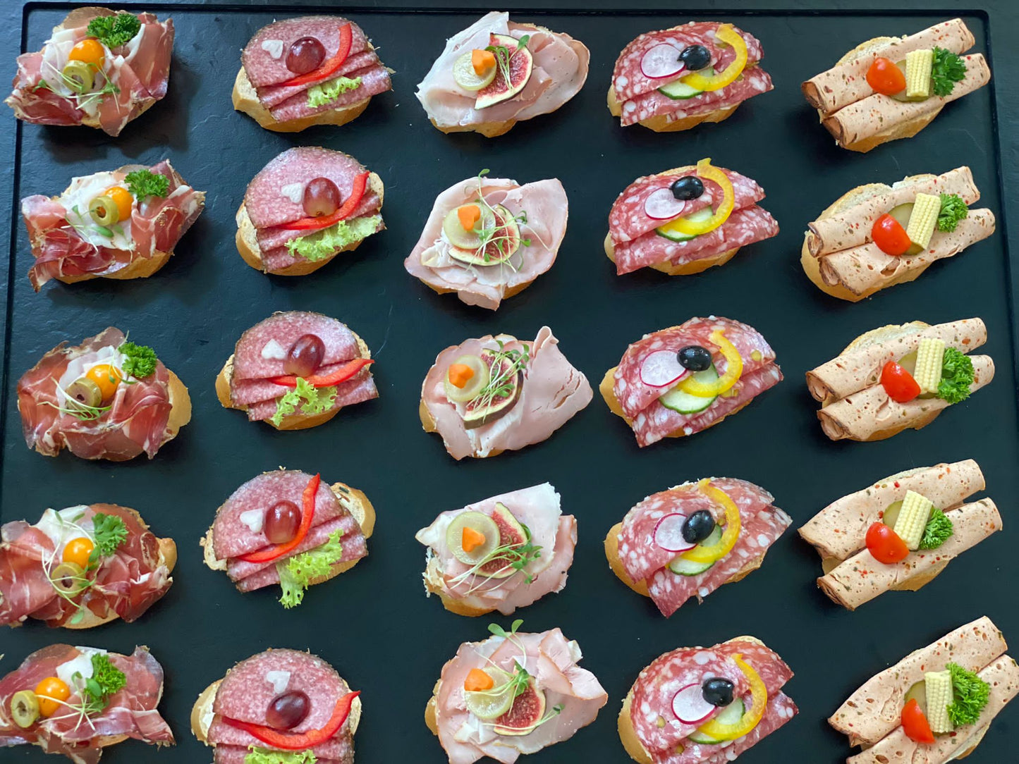 Canapés online bestellen für 5 Personen