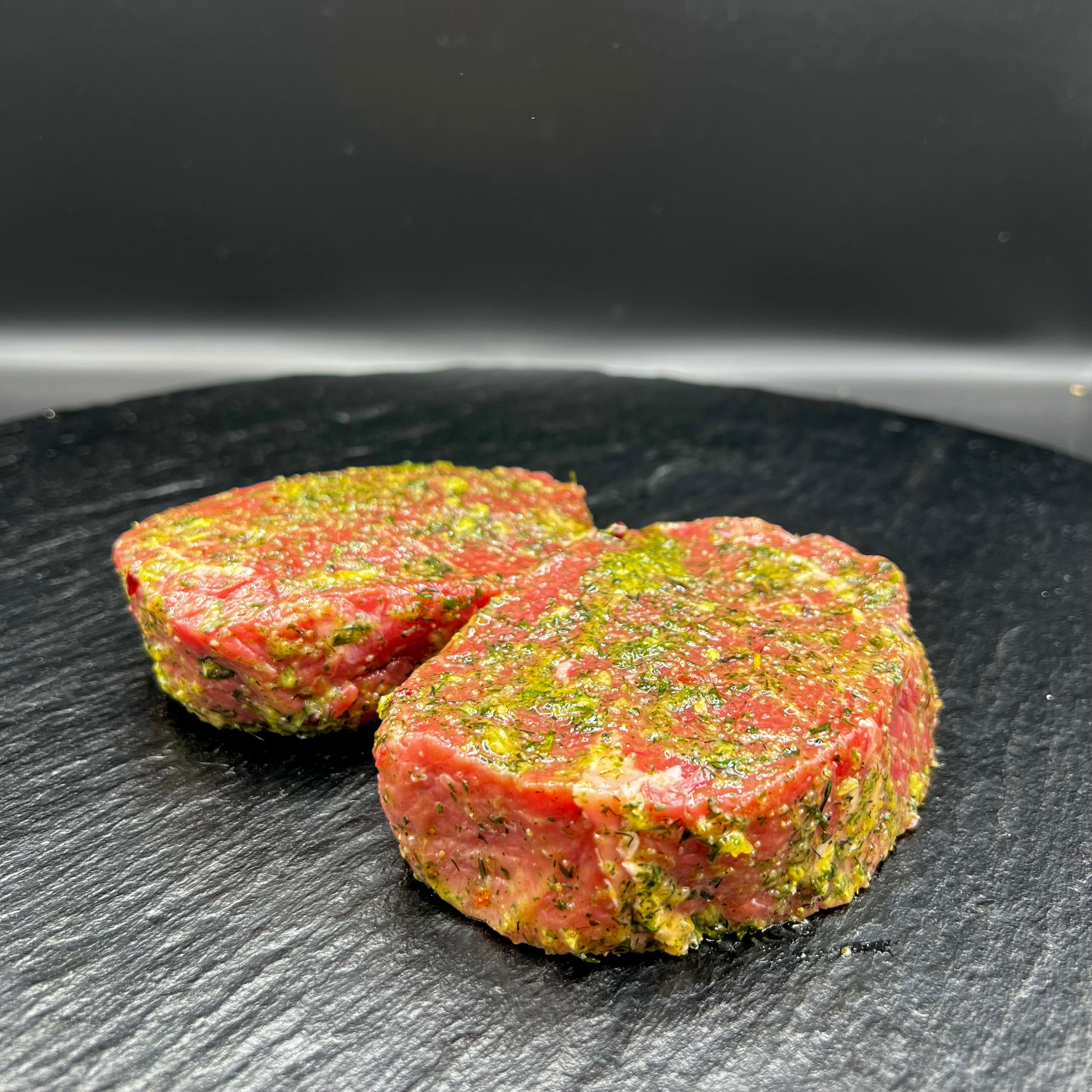 Hüftsteak vom Weiderind CAFE DE PARIS online kaufen – HEIGL Metzgerei Hüftsteak vom Weiderind CAFE DE PARIS online kaufen – HEIGL Metzgerei